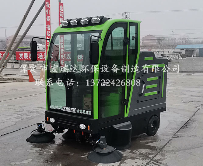 北京水泥厂使用保定宏瑞达双风机扫地车案例