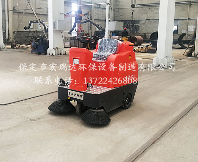 甘肃陇南市工厂使用保定宏瑞达工厂扫地车案例